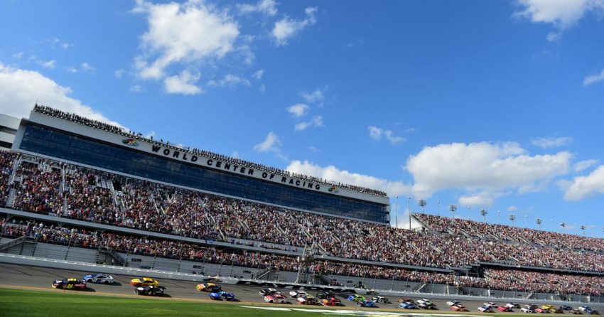 À quelle heure commence la course NASCAR aujourd'hui ? Horaire TV, chaîne pour le Coke Zero Sugar 400