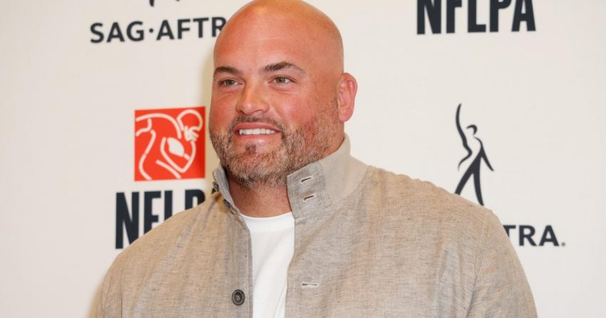 Andrew Whitworth se heurte à Mike Florio au sujet de commentaires à l'antenne qui ont lancé des rumeurs sur les Cowboys