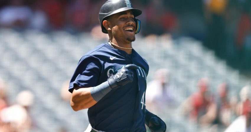 Détails du contrat de Julio Rodriguez : Les Mariners signent une prolongation massive avec le jeune prodige