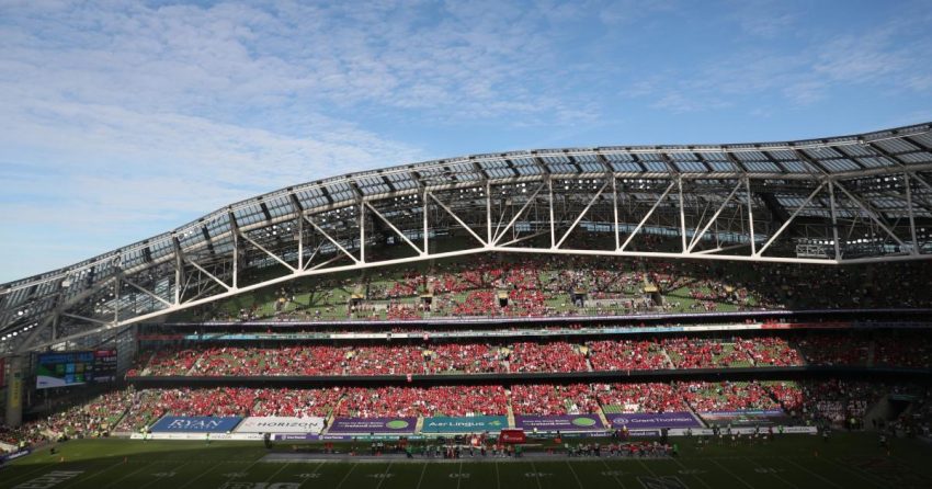 Pourquoi les fans du match Nebraska vs Northwestern ont eu droit à de la bière gratuite, des concessions à l'Aviva Stadium