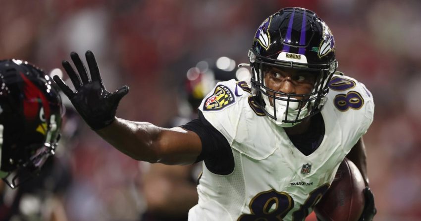 Qui est Isaiah Likely ? Le TE rookie des Ravens se montre avec une mi-temps de 100 verges