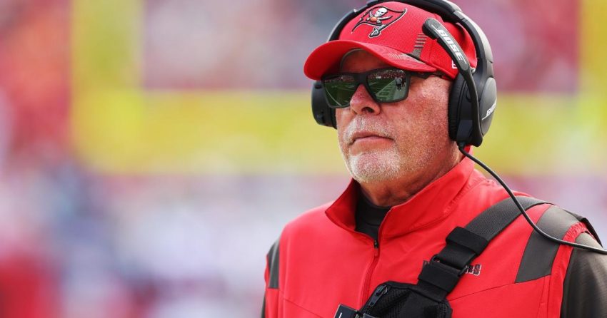 Bruce Arians a-t-il pris sa retraite ? Pourquoi l'entraîneur des Buccaneers a été déplacé à un rôle de front office pour 2022