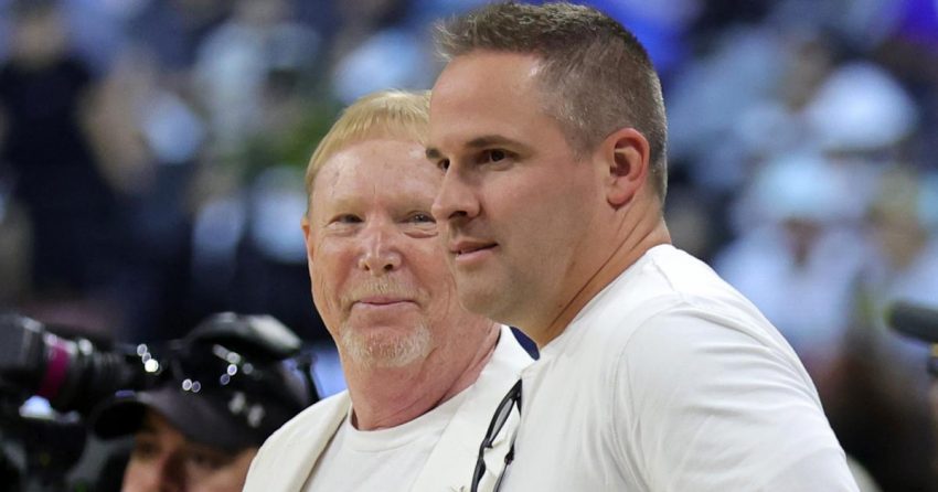 Josh McDaniels rencontre le propriétaire des Raiders, Mark Davis, après un départ à 0-3 : 'Perdre devient vieux, vite'