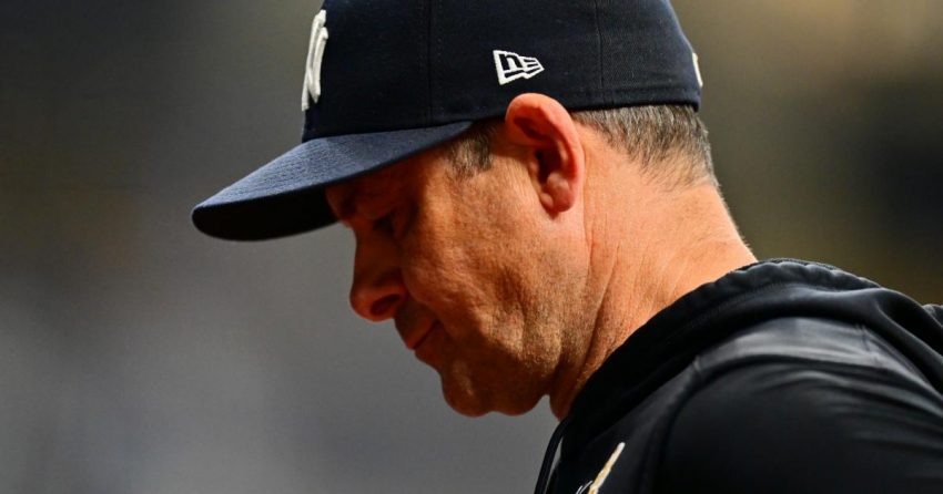 La frustration d'Aaron Boone continue après une nouvelle défaite des Yankees : " C'est juste embarrassant "