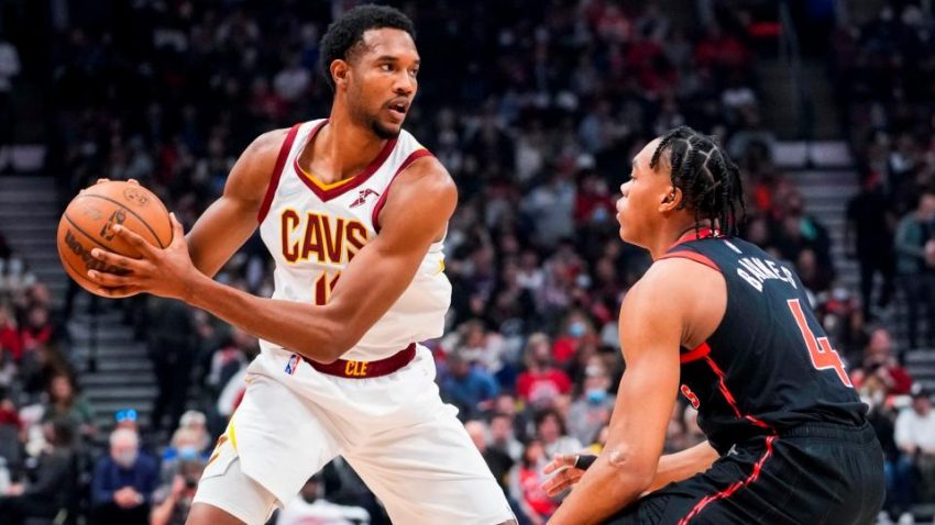 Les dirigeants de la NBA classent six joueurs devant Scottie Barnes des Raptors pour une jeune star autour de laquelle construire