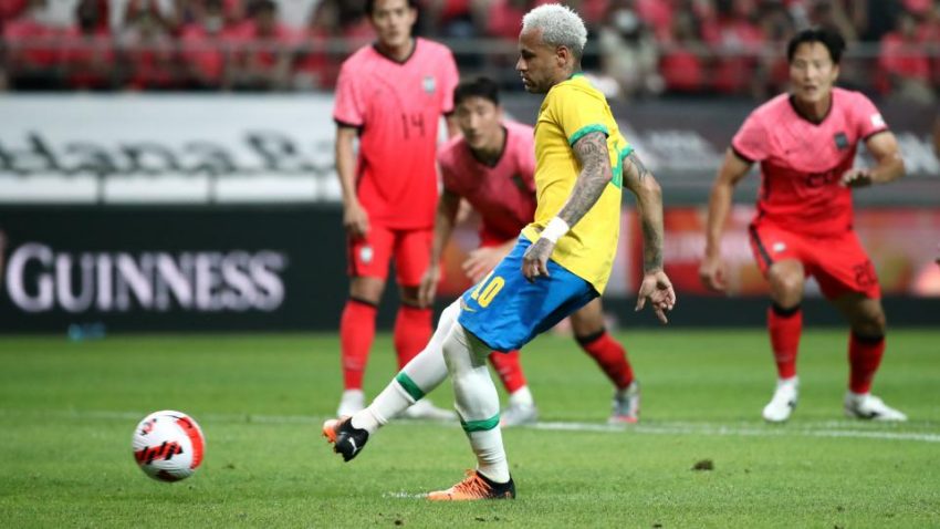 Les meilleurs buteurs brésiliens de tous les temps : Liste complète du plus grand nombre de buts avec Pelé, Ronaldo, Neymar et d'autres légendes