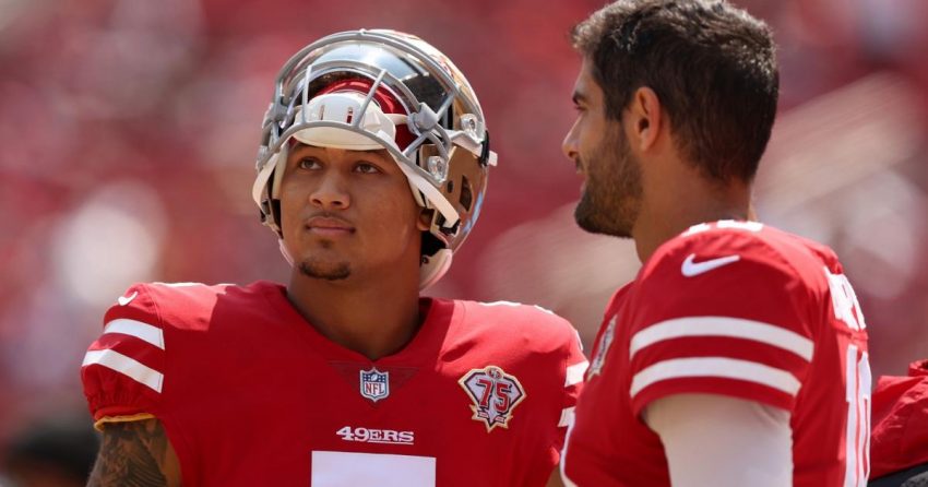 Mise à jour de la blessure de Trey Lance : le QB des 49ers est transporté hors du terrain après avoir souffert d'une horrible blessure à la cheville