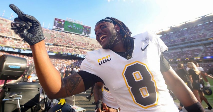 Notre Dame, Texas A&M, Nebraska obtiennent des surprises de la Sun Belt et plus de football universitaire Week 2 takeaways