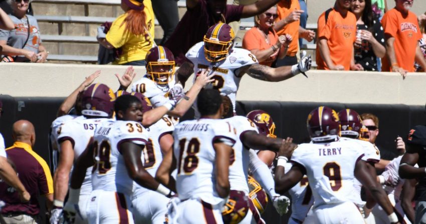 Oklahoma State vs Central Michigan : Revoir la défaite controversée des Cowboys en 2016 contre les Chippewas
