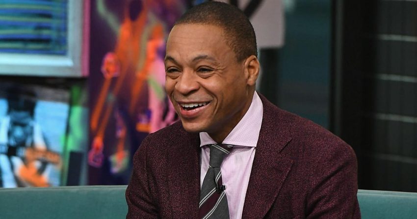 Pourquoi Gus Johnson s'est-il retiré à la mi-temps du match Oklahoma-Nebraska ? L'annonceur du play-by-play de Fox " est en mauvaise posture "