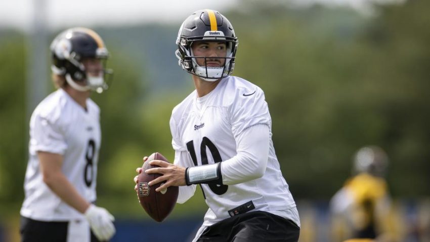 Pourquoi les Steelers ont-ils signé Mitchell Trubisky ? La retraite de Ben Roethlisberger a laissé un vide qui devait être comblé