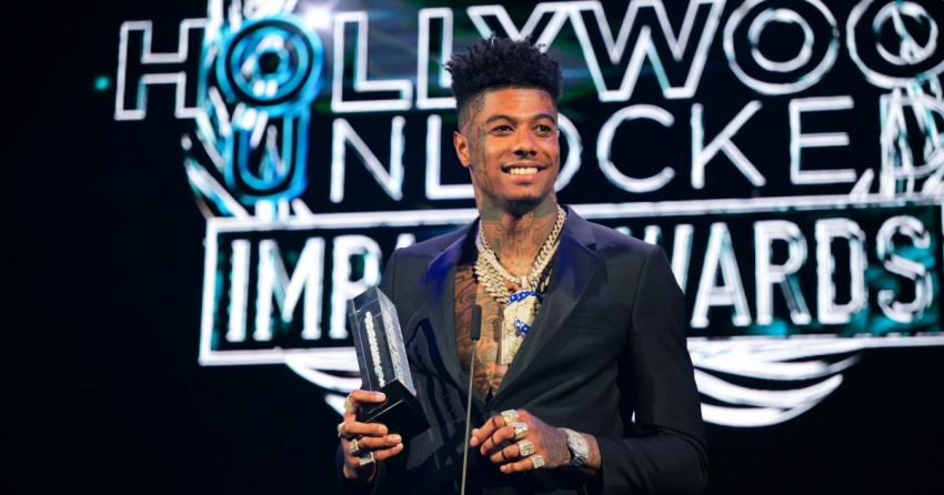 Qui est BlueFace ? Découvrez le rappeur qui affronte l'ancien joueur de la NBA Nick Young lors du combat de boxe Social Gloves 2022