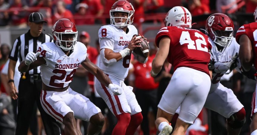 Sondages sur le football universitaire : Mise à jour du Top 25 AP, des classements Coaches Poll après la semaine 3