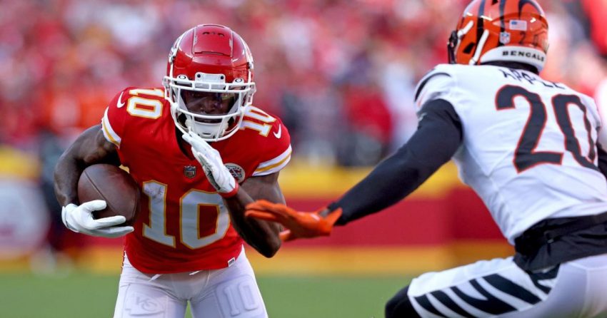 Tyreek Hill contre Eli Apple : Revisiter l'histoire du bœuf depuis le match de championnat AFC 2022