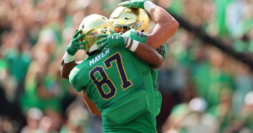 Un appel de hors-jeu fantôme sur un field goal manqué conduit à un TD de Notre Dame dans la victoire 24-17 contre Cal
