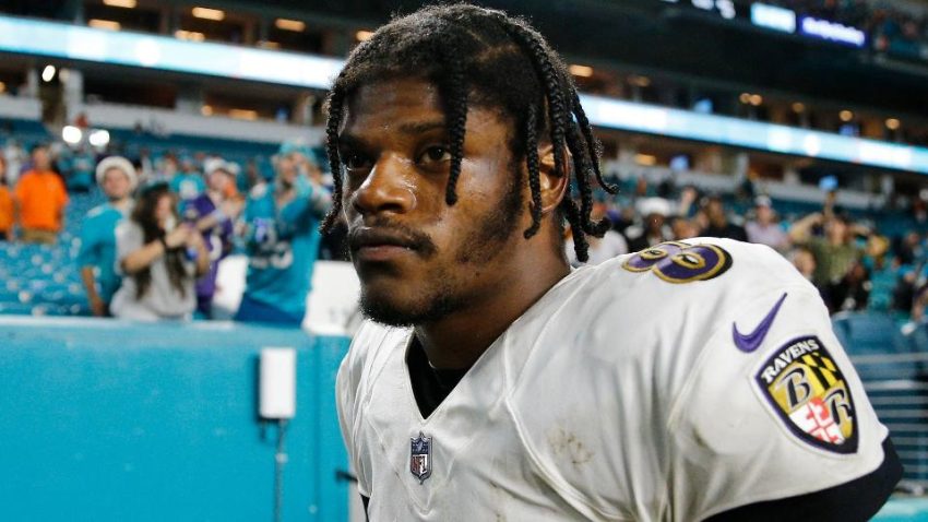 Le contrat de Lamar Jackson, expliqué : Pourquoi le QB des Ravens n'a pas encore signé avec l'équipe à long terme