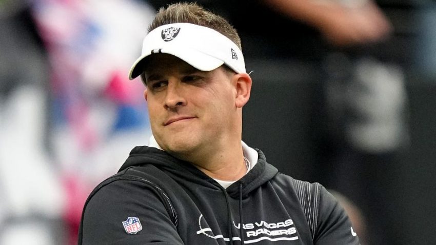 L'histoire d'entraîneur de Josh McDaniels : Chronologie des passages, bilan en tant qu'entraîneur principal avec les Broncos, les Colts et les Raiders