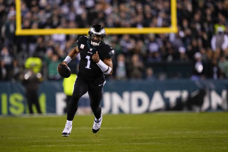 Eagles – Packers (40-33) : Jalen Hurts marche sur Philadelphie, Aaron Rodgers blessé