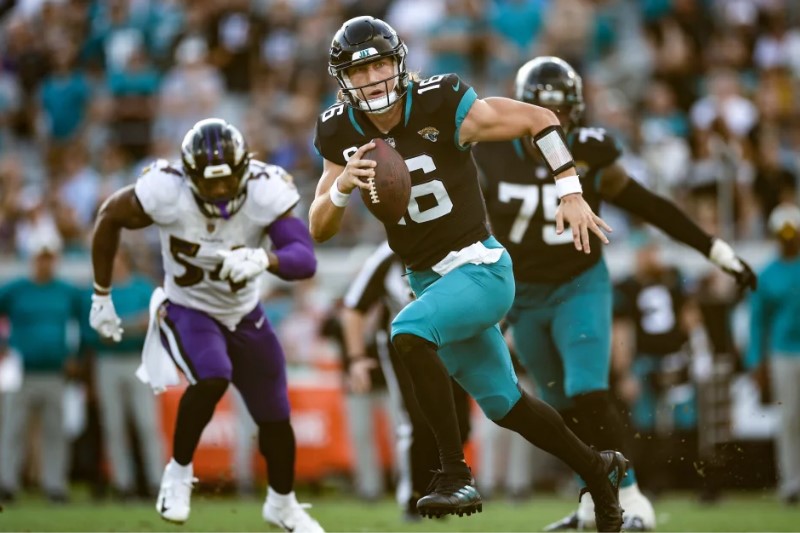 Jaguars – Ravens (28-27) : Trevor Lawrence et Zay Jones crucifient Baltimore