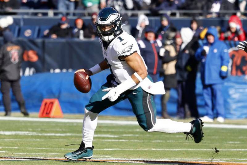 Bears – Eagles (20-25) : Jalen Hurts souffre mais gagne