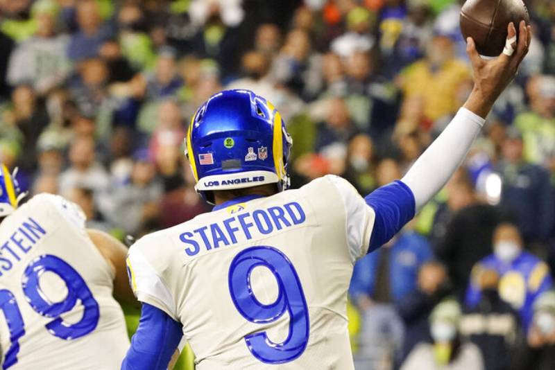 Le petit dej’ : pas de retraite pour Matthew Stafford, incertitude que les quarterbacks blessés