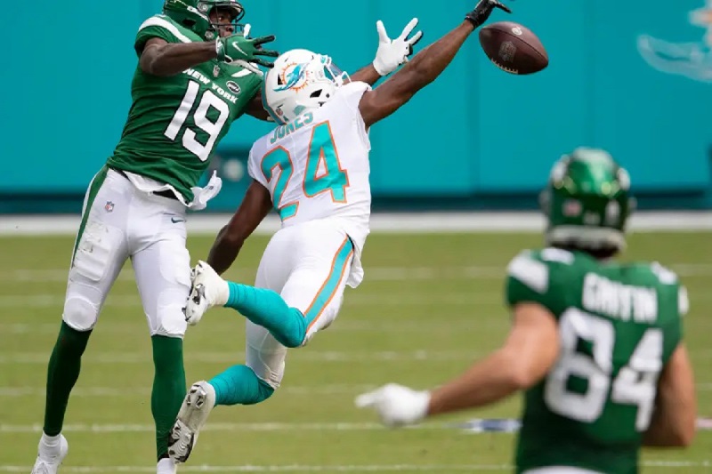 Byron Jones Announces Retirement from Dolphins After Nine Seasons