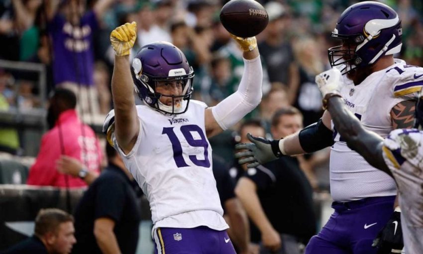 Adam Thielen Signs Three-Year Deal with Carolina Panthers