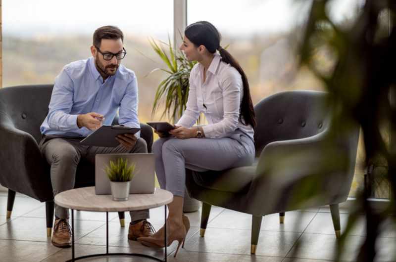 Comment trouver un logement neuf avec l'aide d'un courtier ?