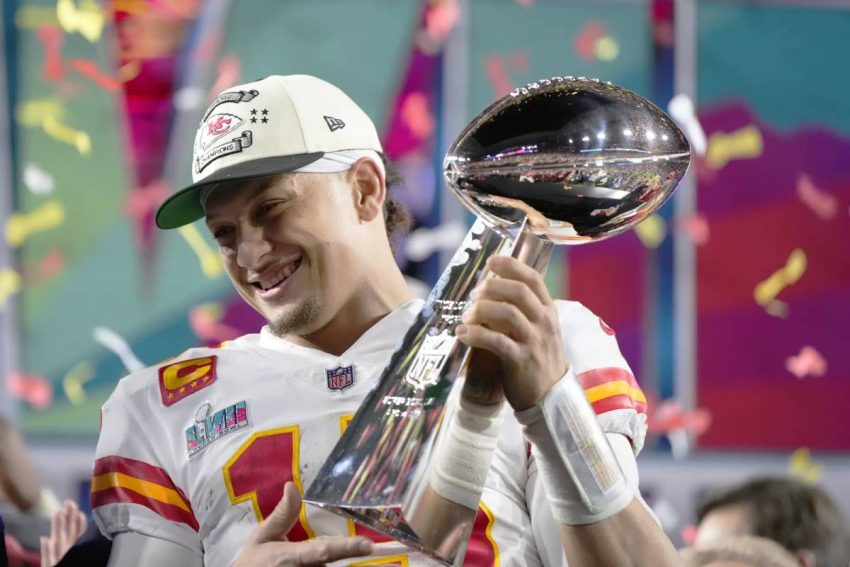 Patrick Mahomes: "Focusing on Winning Championships Over Making Money"