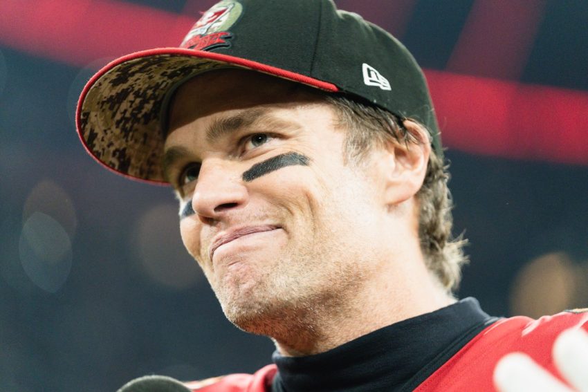 Tom Brady envisage d'acquÃ©rir une participation minoritaire dans les Raiders