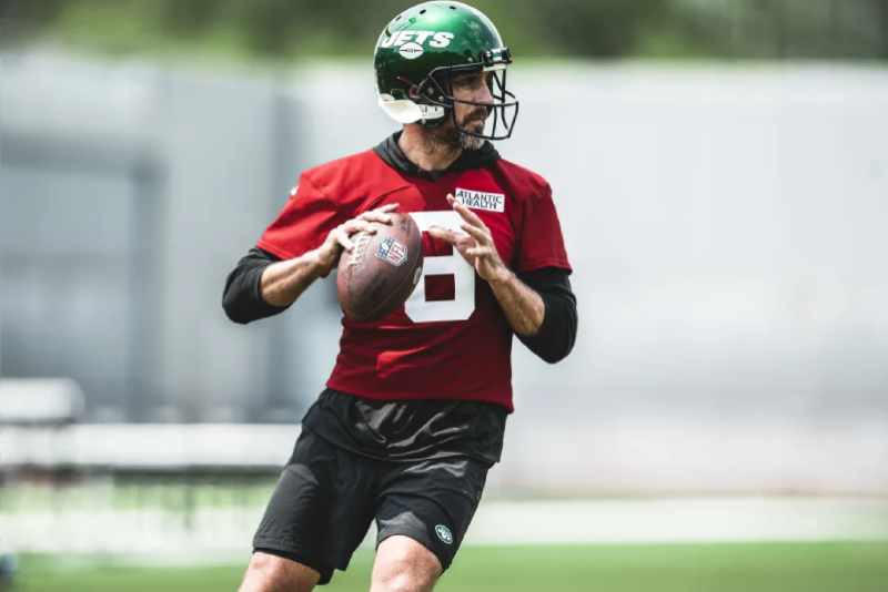 Aaron Rodgers Signs New Contract With Jets on July 27th