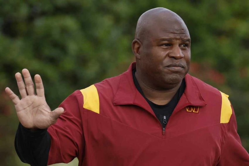 Eric Bieniemy of the Dallas Cowboys: A Look at His Coaching Style.