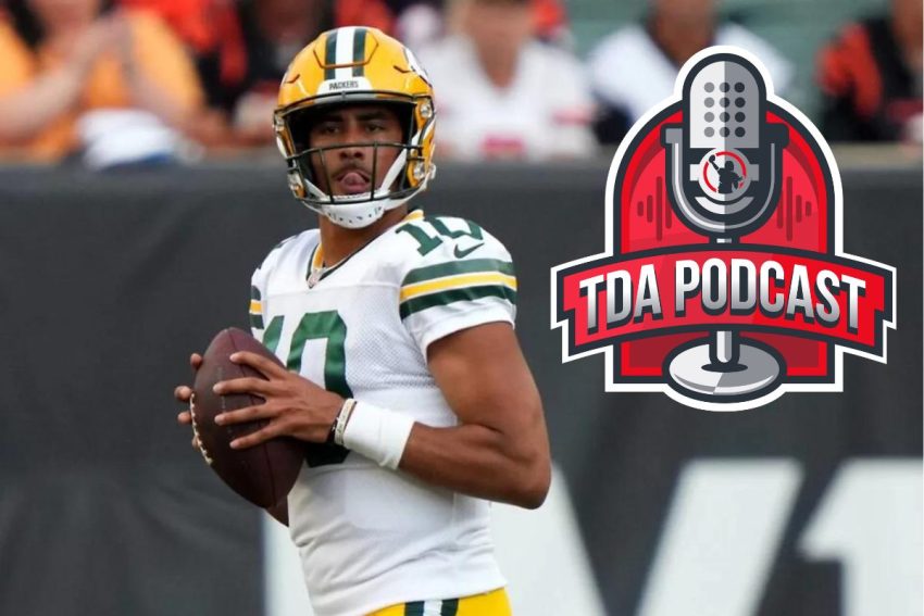Exploring the Green Bay Packers: A Podcast Discussion