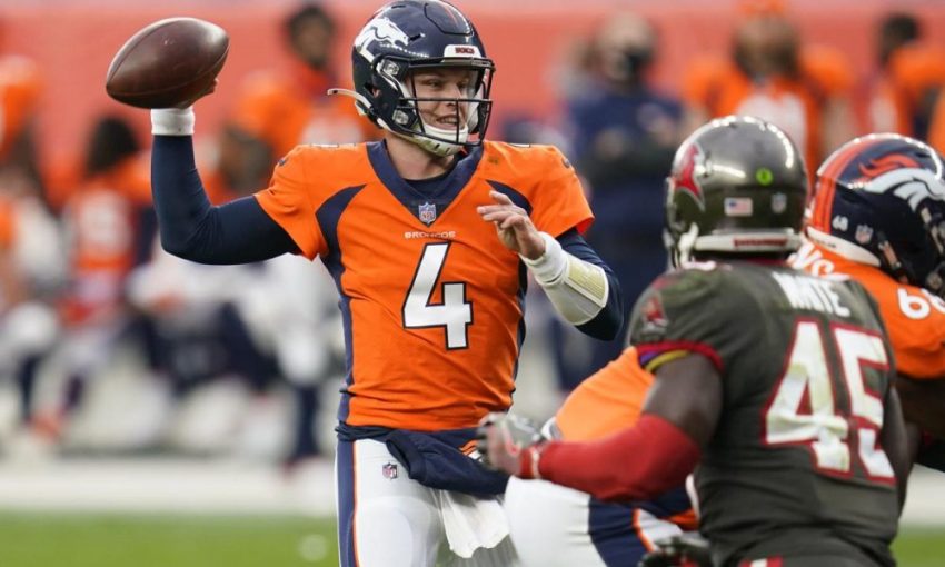 Les Jets de la NFL recherchent un quarterback de remplacement pour le petit déjeuner.