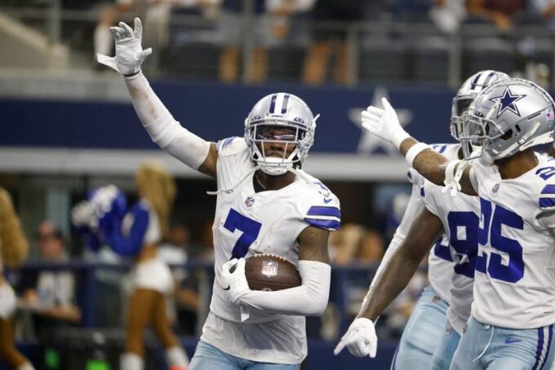 Trevon Diggs' Season with Cowboys Comes to an End