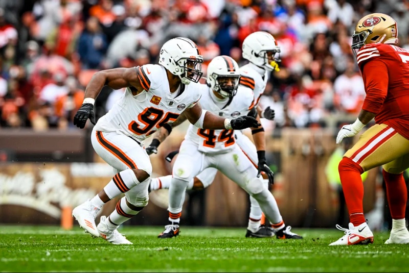 Browns remportent la victoire 19-17 contre les 49ers grÃ¢ce Ã une dÃ©fense de Cleveland Ã©touffante
