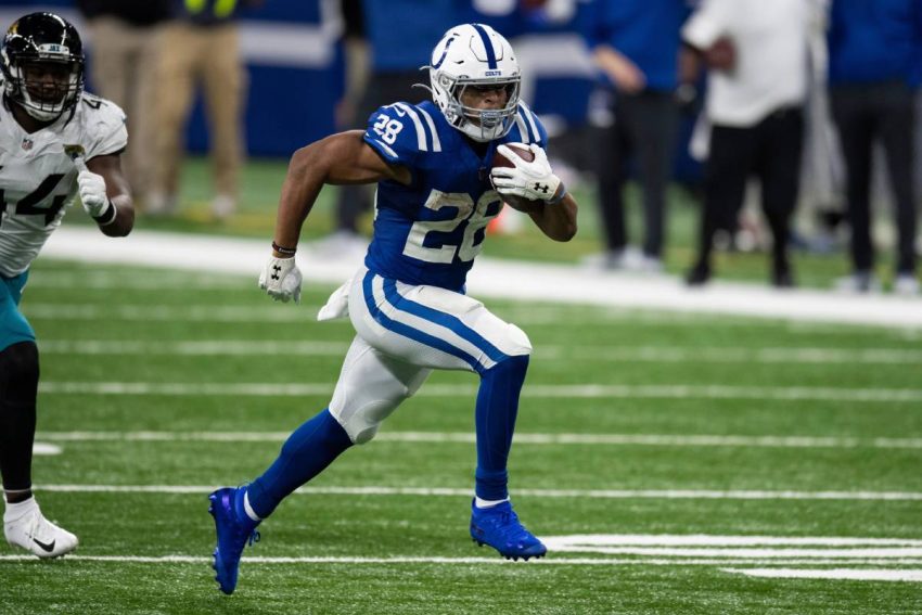 Jonathan Taylor Returns to the Indianapolis Colts for Breakfast.