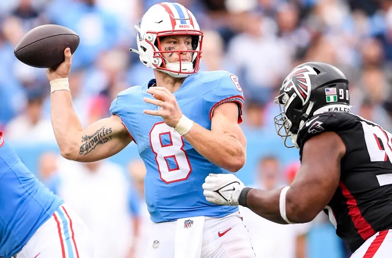 Levis devrait-il Ãªtre titulaire pour le match des Titans de jeudi soir ?