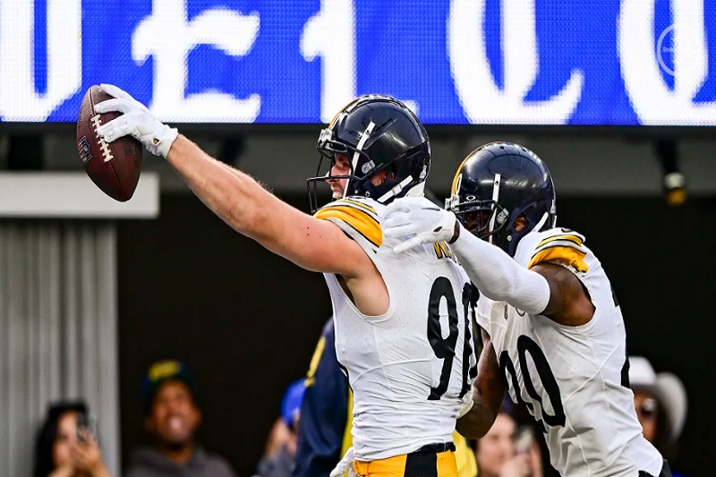 Pittsburgh Steelers Remportent Victoire de 24-17 contre Los Angeles Rams