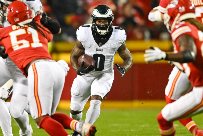 D'Andre Swift's Performance Leads Philadelphia Eagles to 17-21 Victory Over Kansas City Chiefs