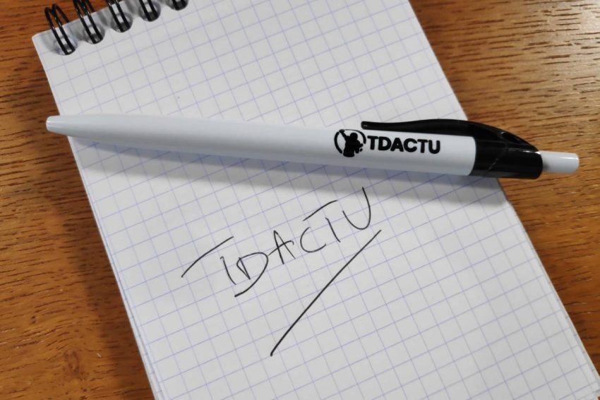 Découvrez le Stylo Foot US et Soutenez TDActu !