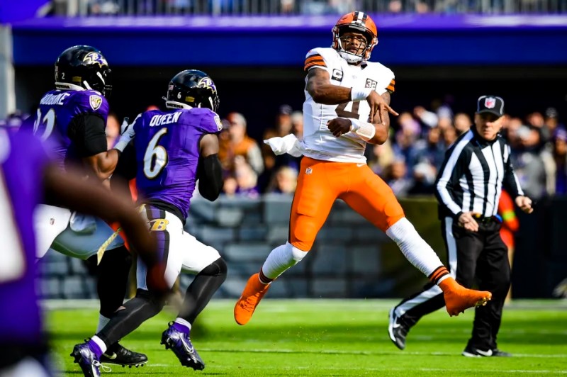 Deshaun Watson Leads Ravens to Narrow Victory Over Browns (31-33)