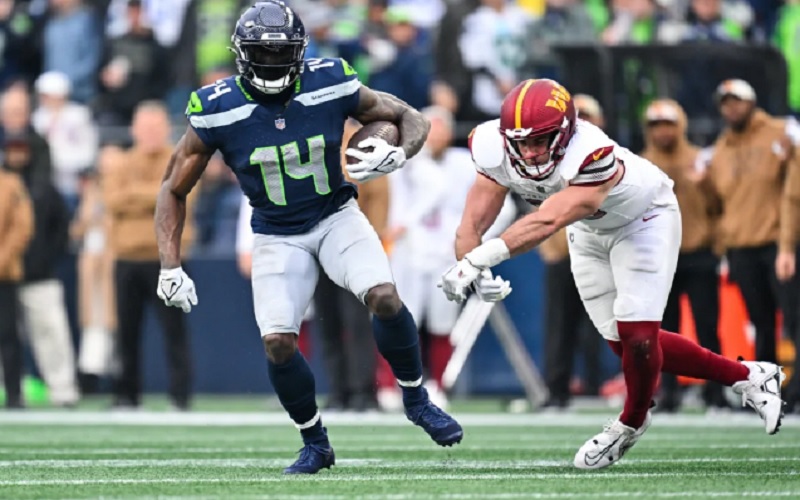 Geno Smith et DK Metcalf Propulsent les Seahawks à la Victoire sur les Commanders (29-26)