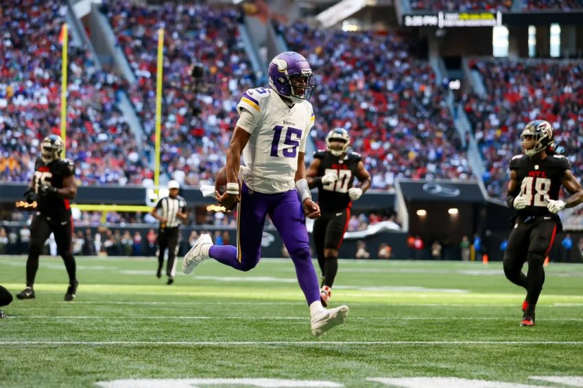 Joshua Dobbs mène les Falcons à une victoire de 28-31 contre les Vikings pour ses débuts parfaits