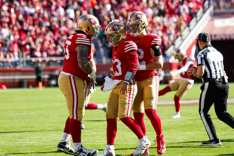 NFL Players of Week 9: Brock Purdy and DaRon Bland Make History