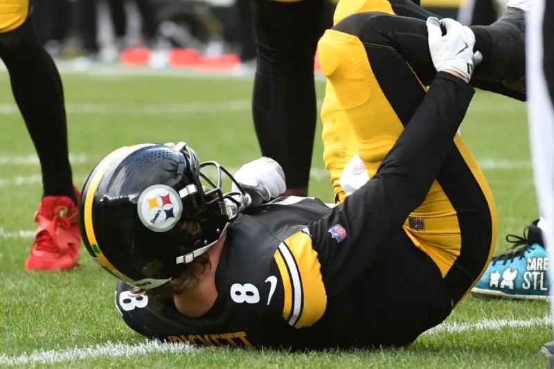 Kenny Pickett des Steelers blessÃ©, absent 2 Ã  4 semaines