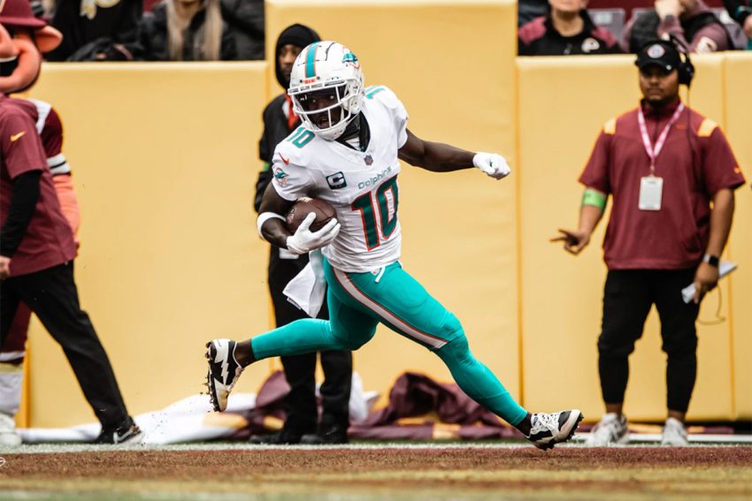 Miami Dolphins Defeat Commanders by a Score of 15-45