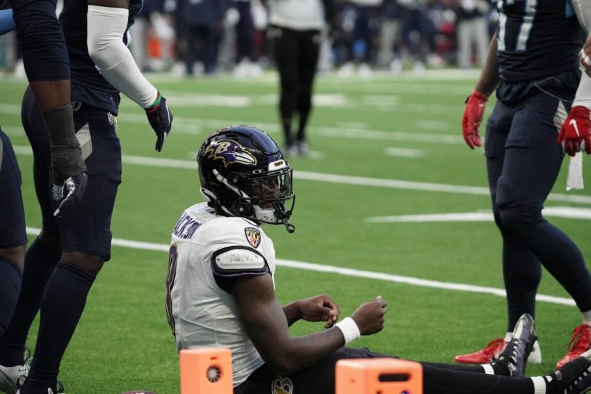 NFL Week 16 Predictions: Dolphins and Ravens as Dark Horses