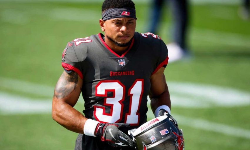 Who Are the Best Safeties in Madden 25 Game?