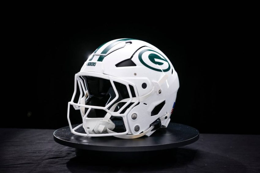 The Green Bay Packers Succumb to the Trend of White Fashion